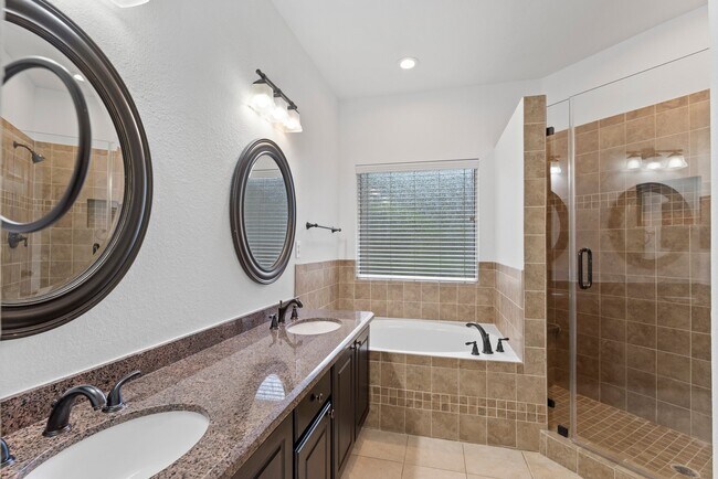 Building Photo - 31 W Greenhill Terrace Pl