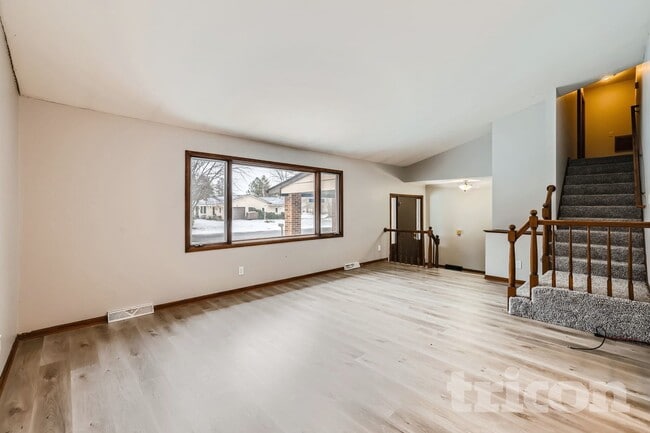 Building Photo - 19955 Chili Ave W