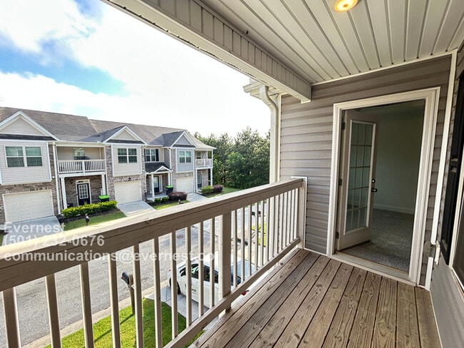 Building Photo - 225 Hydrangea Ct