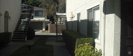 Building Photo - 2601 Tiller Ave