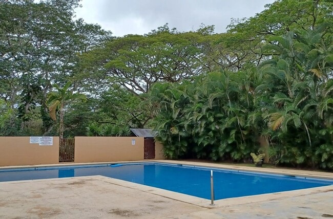 Building Photo - Waikalani Woodlands 2BD/1BA/2PK