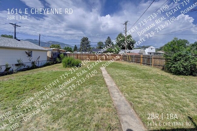 Building Photo - 1614 E Cheyenne Rd
