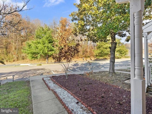 Building Photo - 15278 Cloverdale Rd