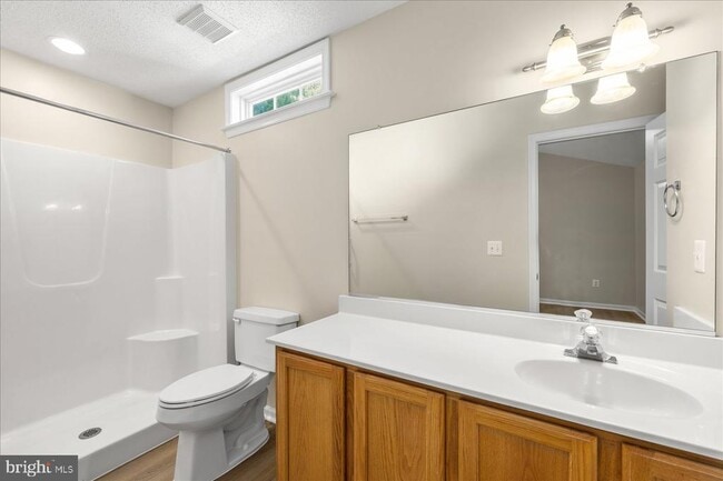 Building Photo - 5703 Halifax Ct