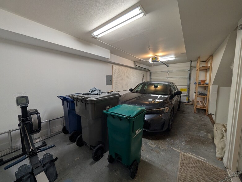 Building Photo - 9053 161st Ct NE