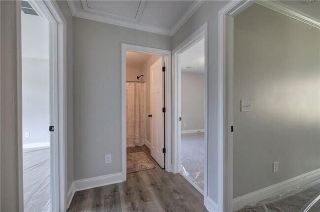Building Photo - 315 Arbor Cir