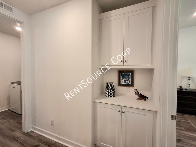 Building Photo - 26955 W Prospector Rd