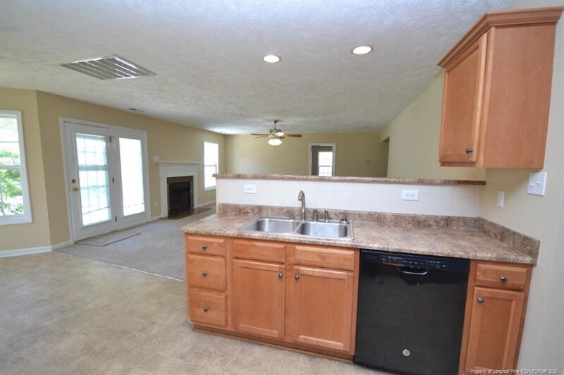 Building Photo - 361 Americana Dr