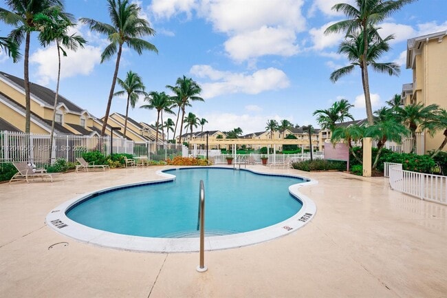 Building Photo - 6364 La Costa Dr
