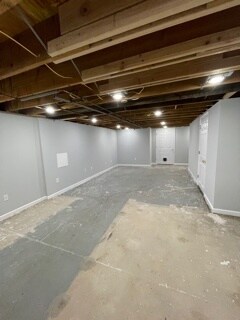 Building Photo - 2306 Walnut Ridge Est