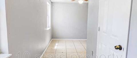 Building Photo - 1521 41st Ave N