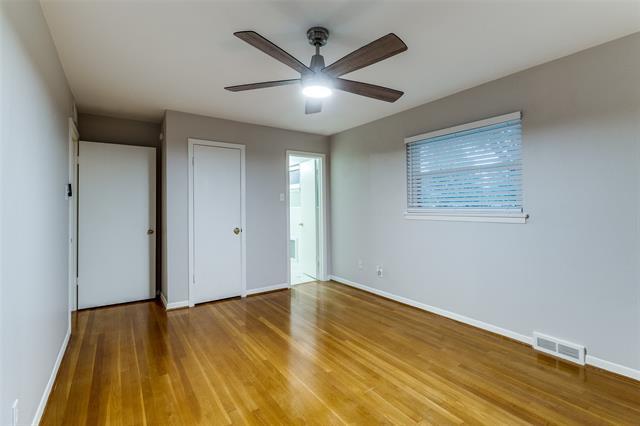 Building Photo - 3634 Woodleigh Dr