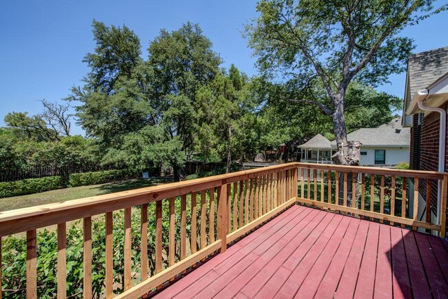 Building Photo - 8317 Pommel Dr