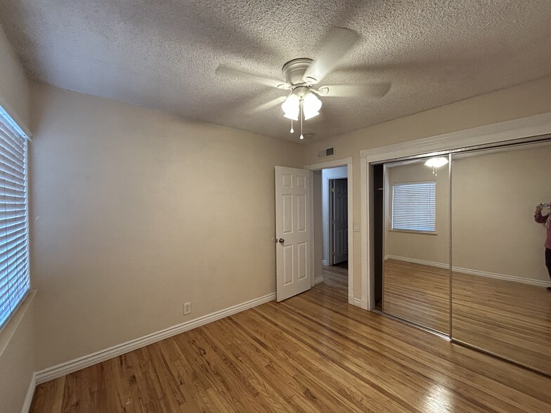 Building Photo - 8591 Crescent Ave