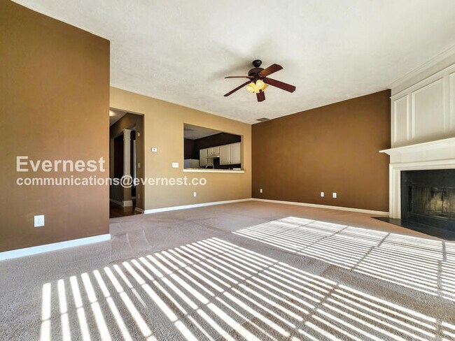 Building Photo - 2521 Heyoak Ct