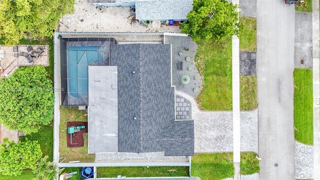 Building Photo - 521 NW 93rd Terrace