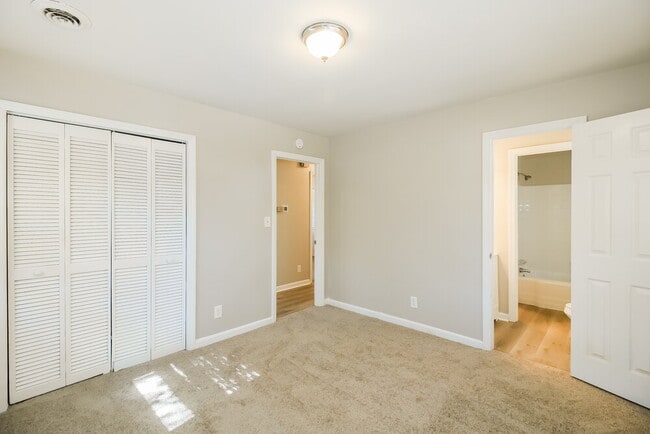 Building Photo - 6276 Harbin Woods Dr