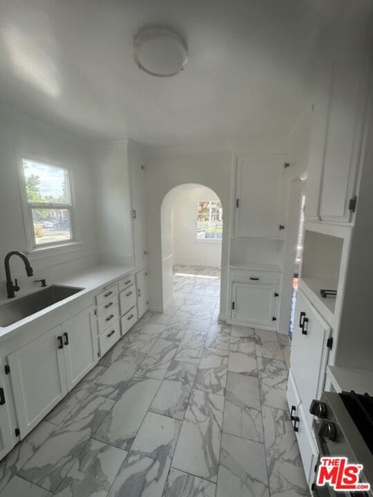 Building Photo - 1601 Stearns Dr