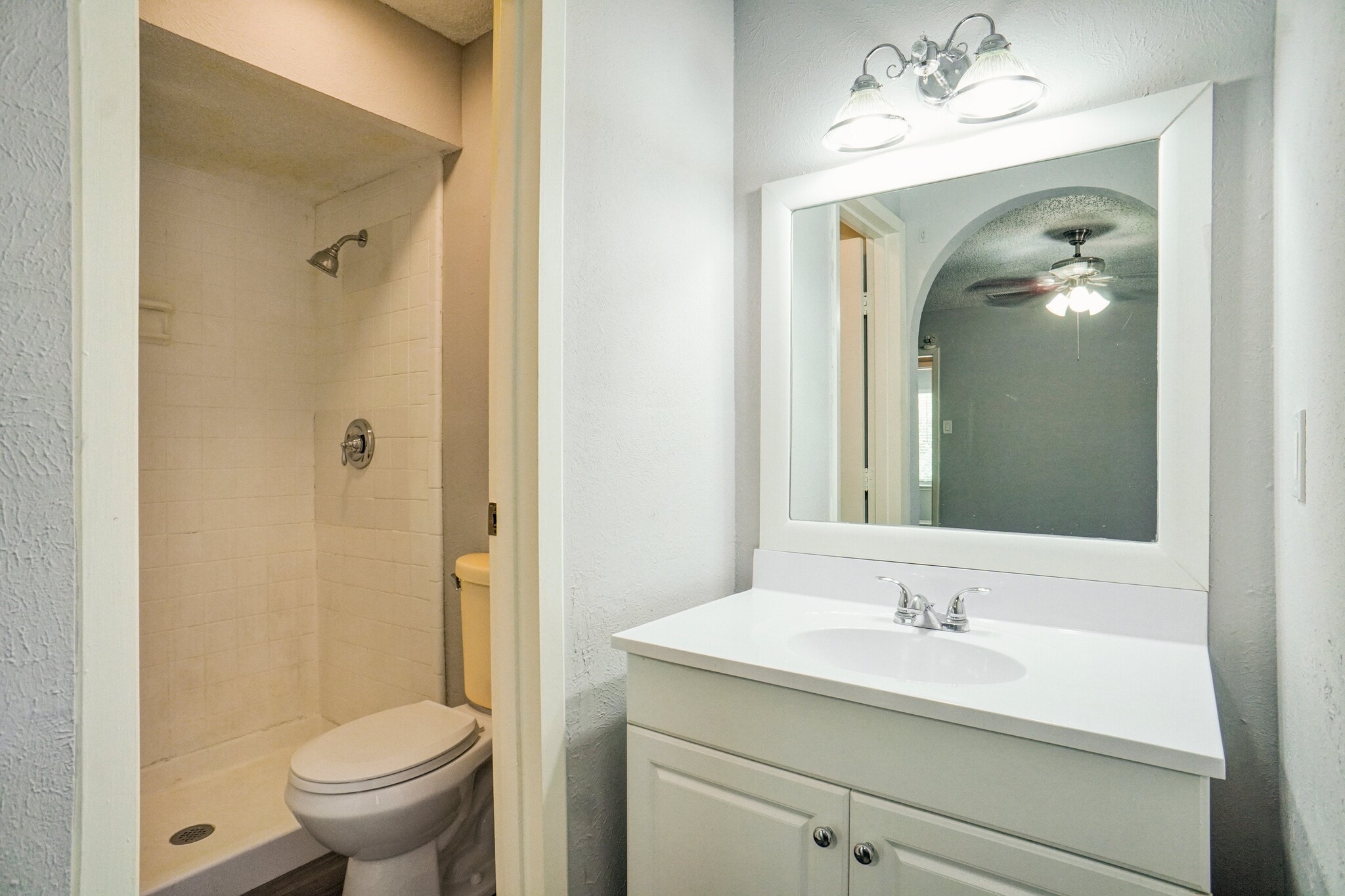 Building Photo - 1741 Crystal Way