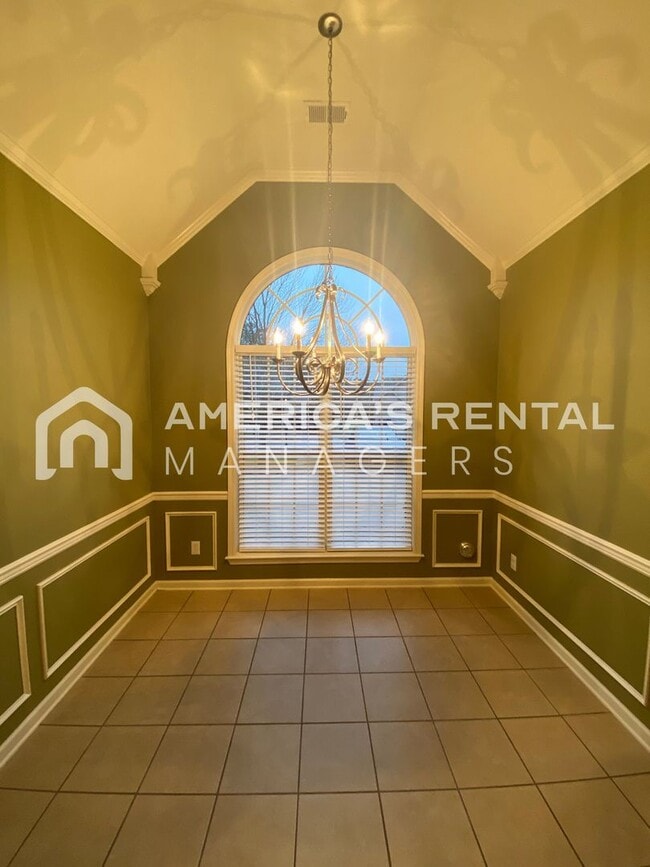Building Photo - Townhome for rent in Pelham, AL! Available to View Now!