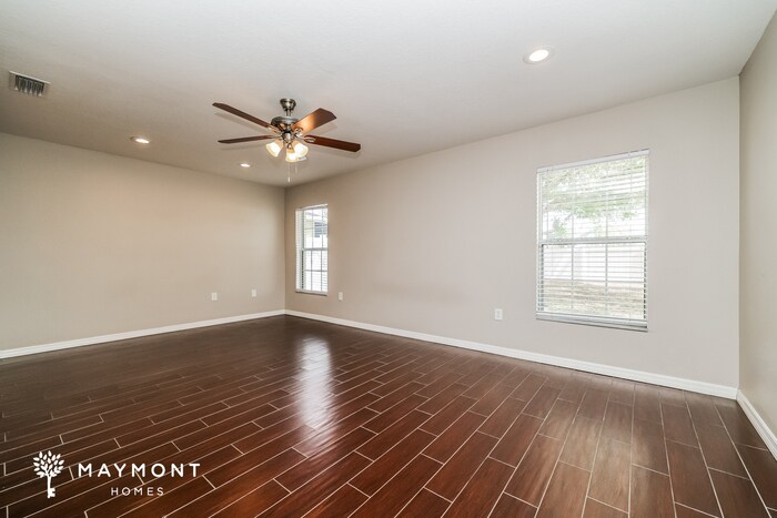 Building Photo - 2502 Brownwood Dr