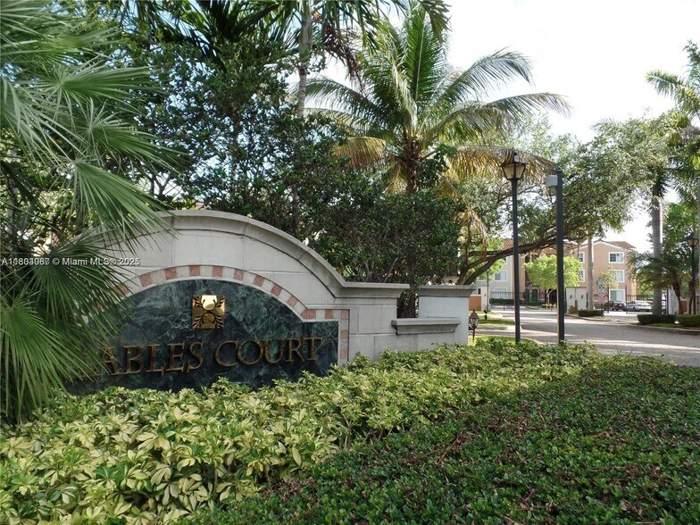 Primary Photo - 6801 SW 44th St