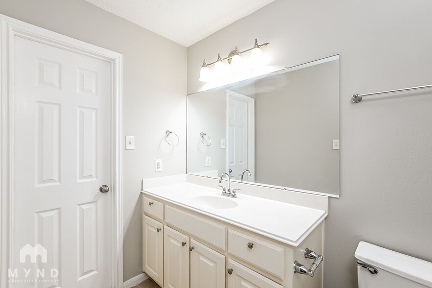 Building Photo - 4806 Comal River Loop
