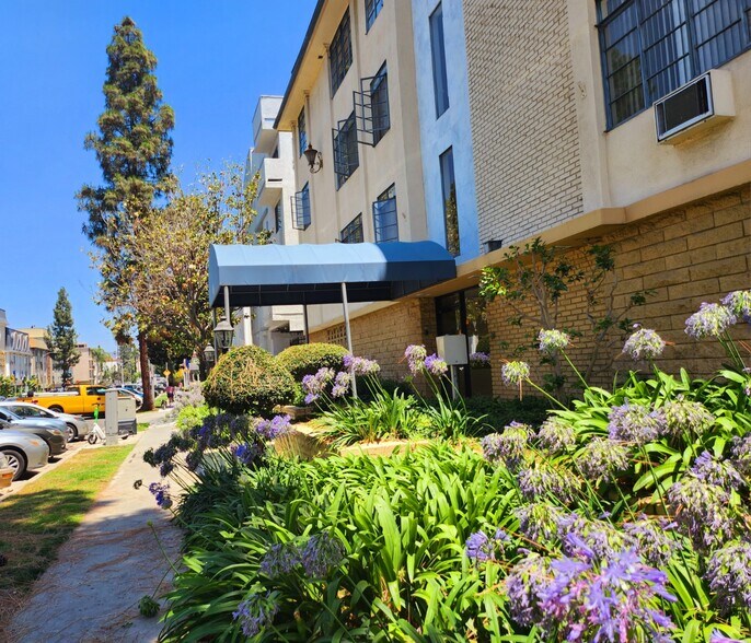 Building Photo - 456 S Harvard Blvd