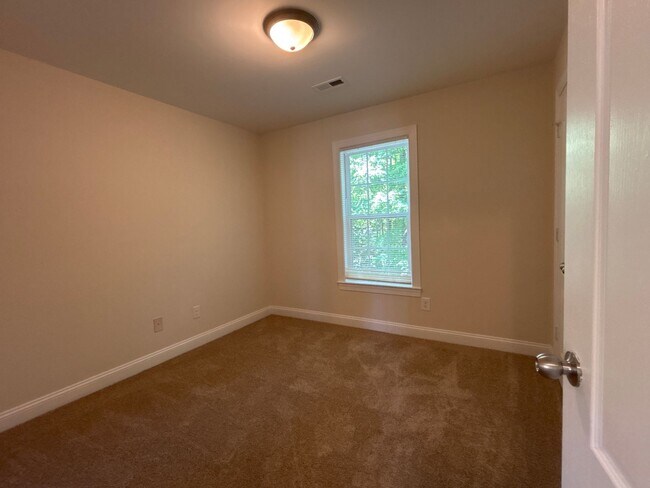 Building Photo - 4401 Stephen Oaks Way