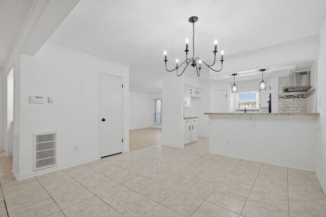Building Photo - 66 T Huxley Ln