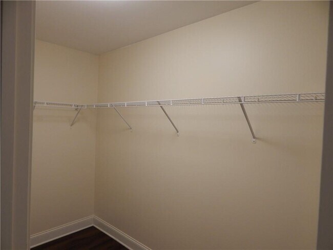 Building Photo - 2441 Melton Common Dr