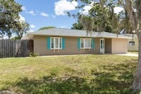 Building Photo - 2865 Poplar St