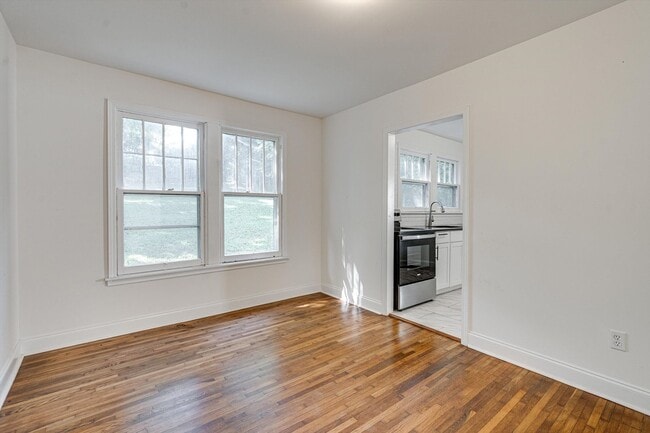 Building Photo - 2/ 1 Home for Rent!