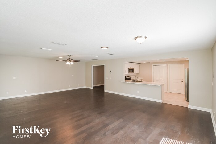 Building Photo - 8723 Bishopswood Dr