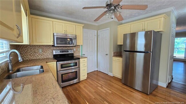 Building Photo - 4488 Penhurst Ct