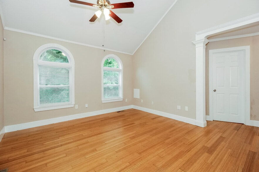 Building Photo - 4275 Cabretta Dr SE