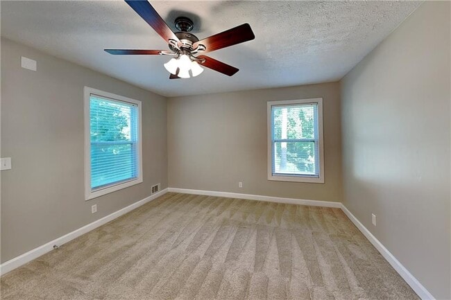 Building Photo - 507 Penny Ln
