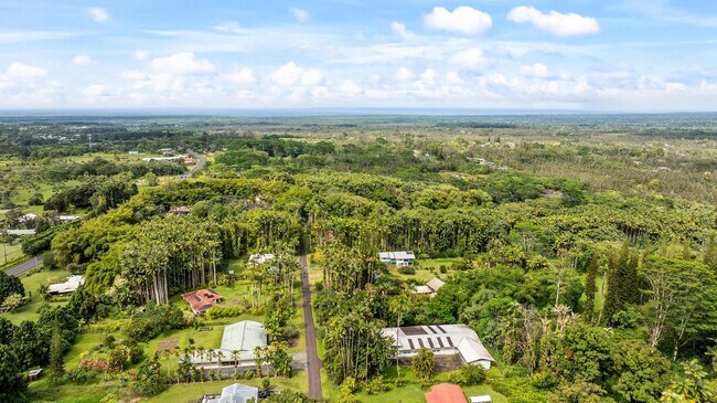 Building Photo - 3 Bedroom / 2.5 Bath Home with 20 Acres of...