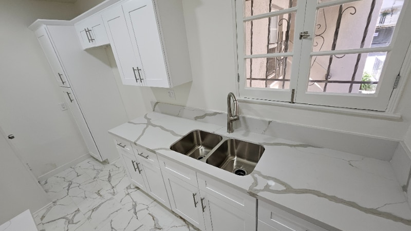 Building Photo - 120 N Gale Dr