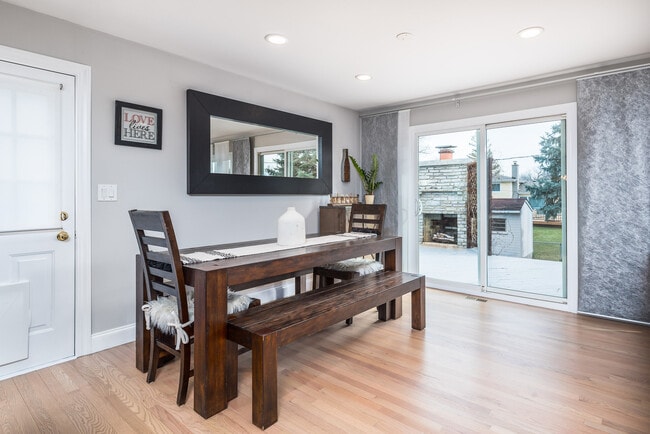 Building Photo - 2407 N Lafayette St