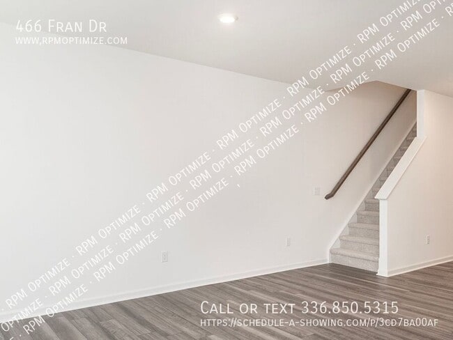 Building Photo - 466 Fran Dr