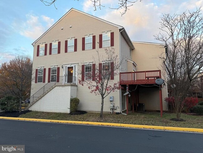 Primary Photo - 6641 Creek Point Way