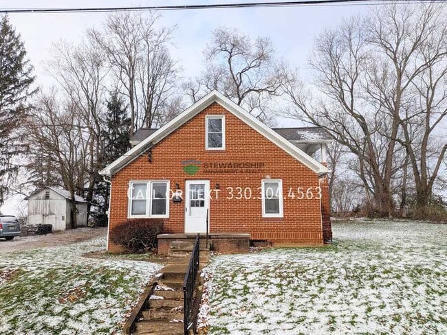 Building Photo - 133 Catherine St