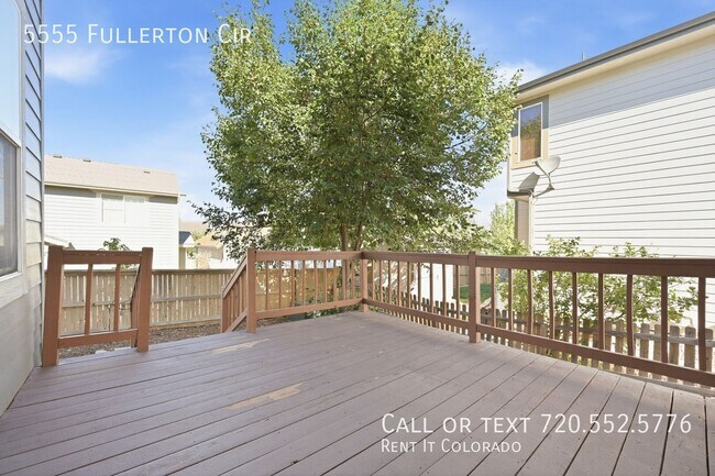 Building Photo - 5555 Fullerton Cir