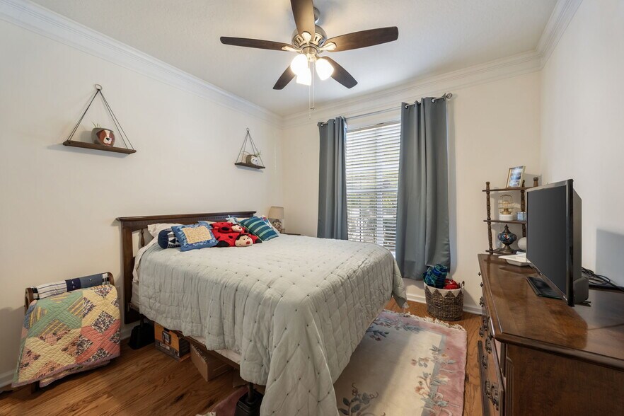 Building Photo - 4007 Westchester Rdg NE
