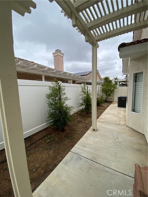 Building Photo - 27817 Blaze Ln