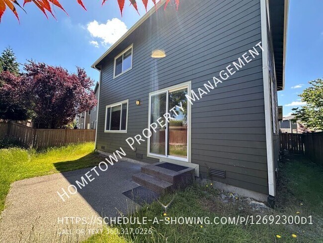 Building Photo - 3332 Juno Ct NE