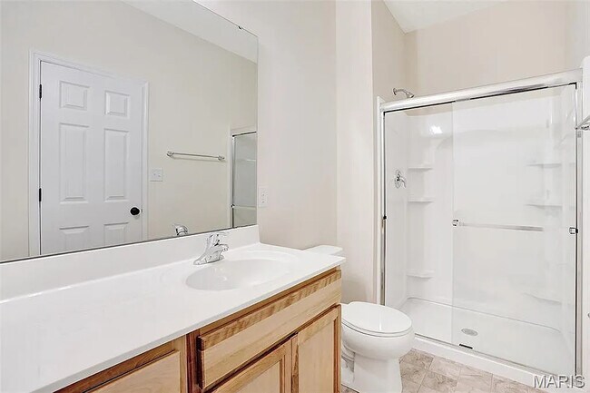 Building Photo - 810 Colony Rdg Ct