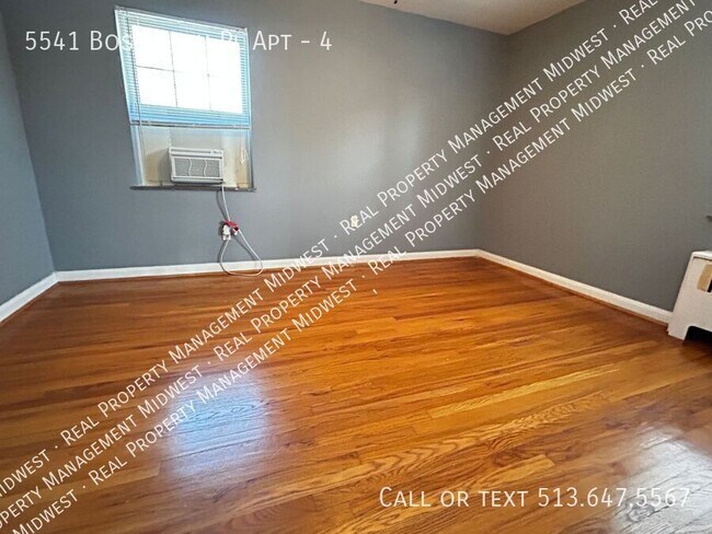 Building Photo - 5541 Bosworth Pl