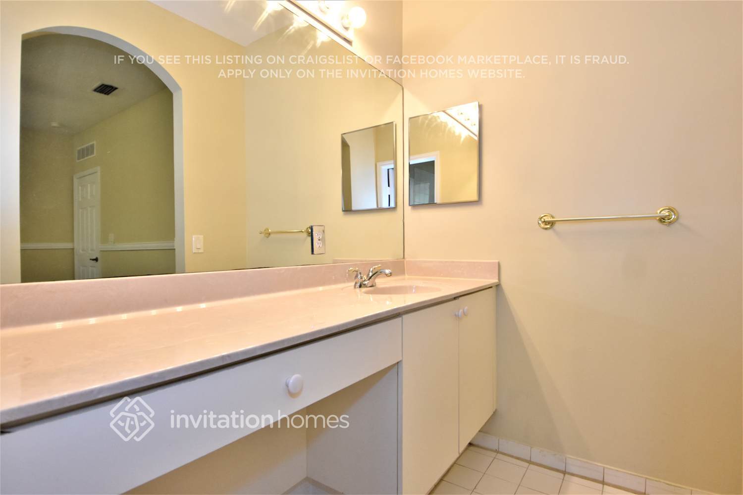 Building Photo - 12768 SW 49th Ct